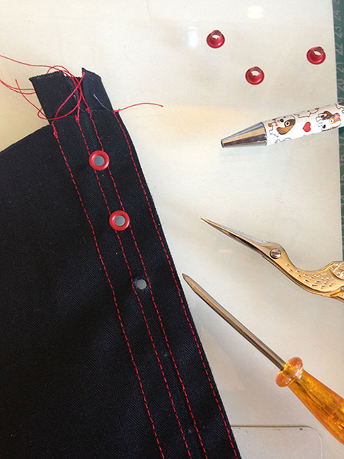 how to make a corset - eyelets 5