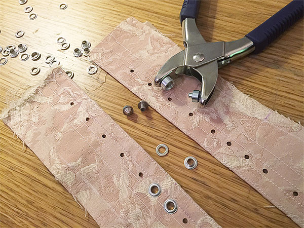 Pink Corset – Part 3 – Pattern Pieces Assemble!